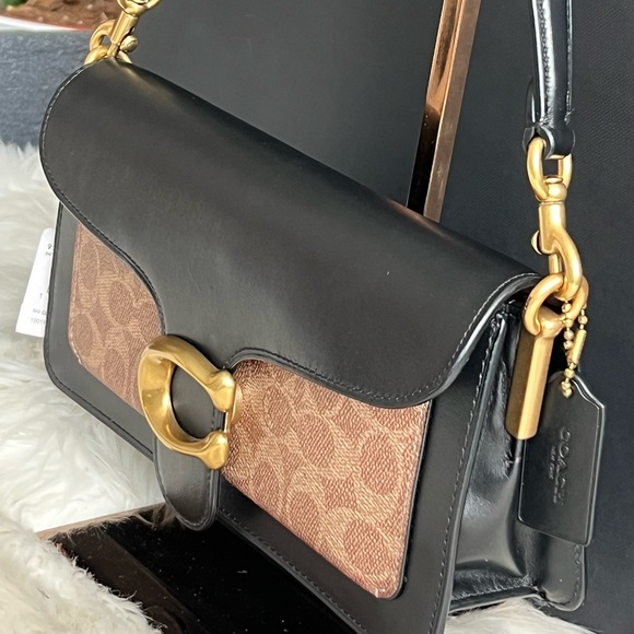 💰SOLD - 91215 - Coach Tabby Shoulder Bag 26 With Signature Canvas - Picture 2 of 15